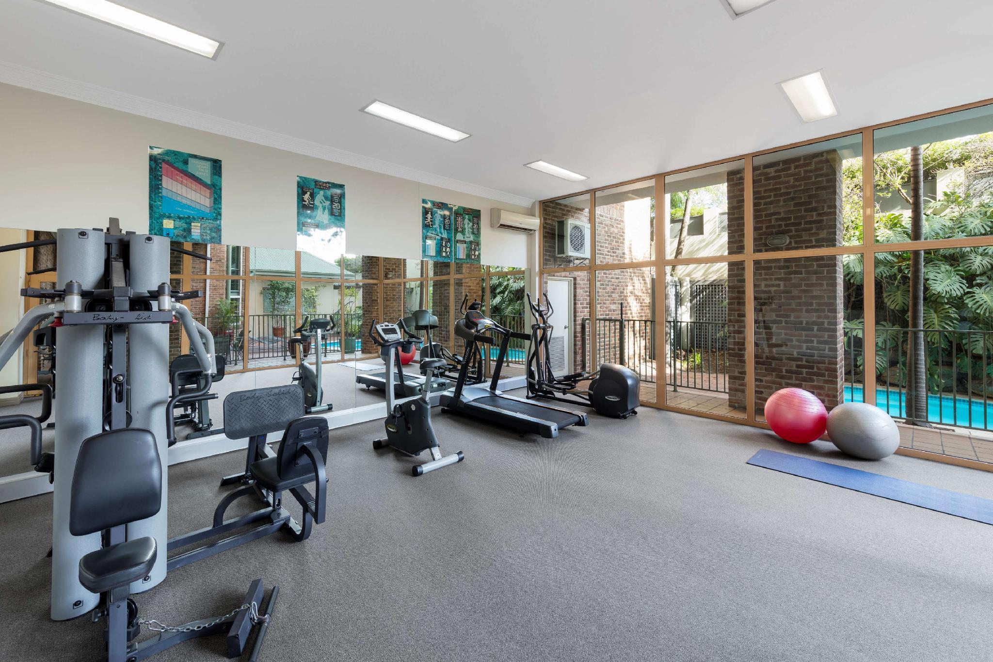 Aparthotel Nesuto 4*